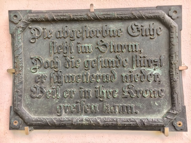 Kleist-Zitat auf Grabplatte in Ohlsdorf